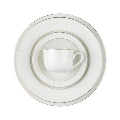 سرویس 102 پارچه 12 نفره طرح سپید صدف